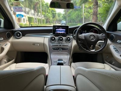 2019 Mercedes-Benz C350e Exclusive รูปที่ 5